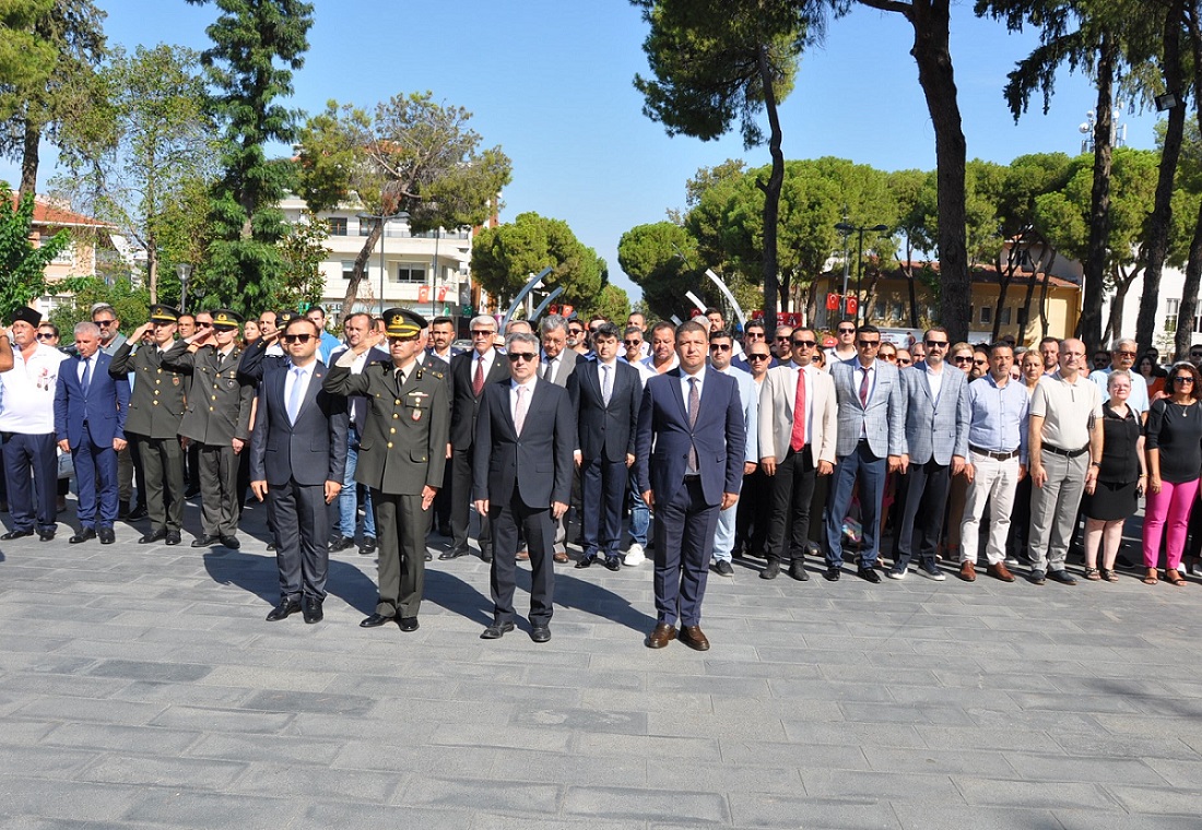 Tire'nin Düşman İşgalinden Kurtuluşunun 102. Yıl Dönümü İlçemizde Büyük Bir Coşkuyla Kutlandı